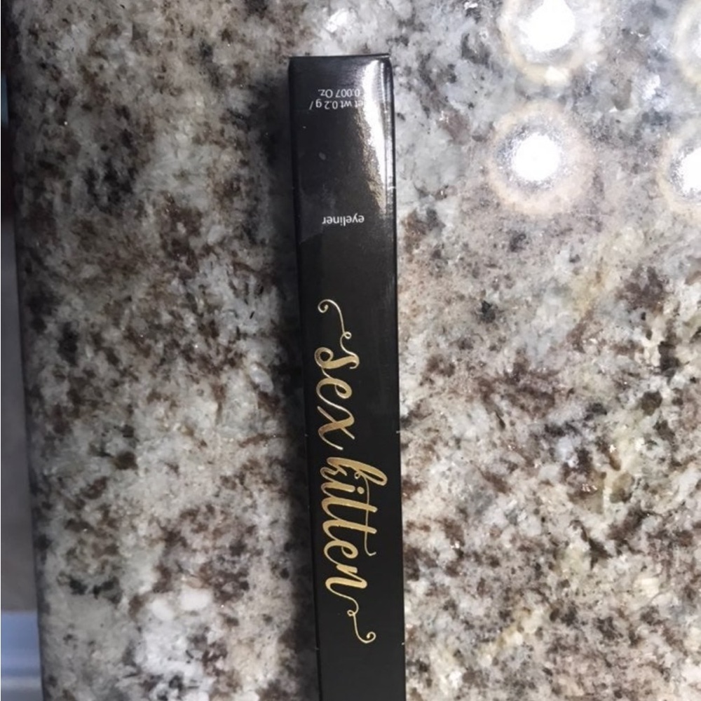 2 NEW tarte sex kitten eyeliner
